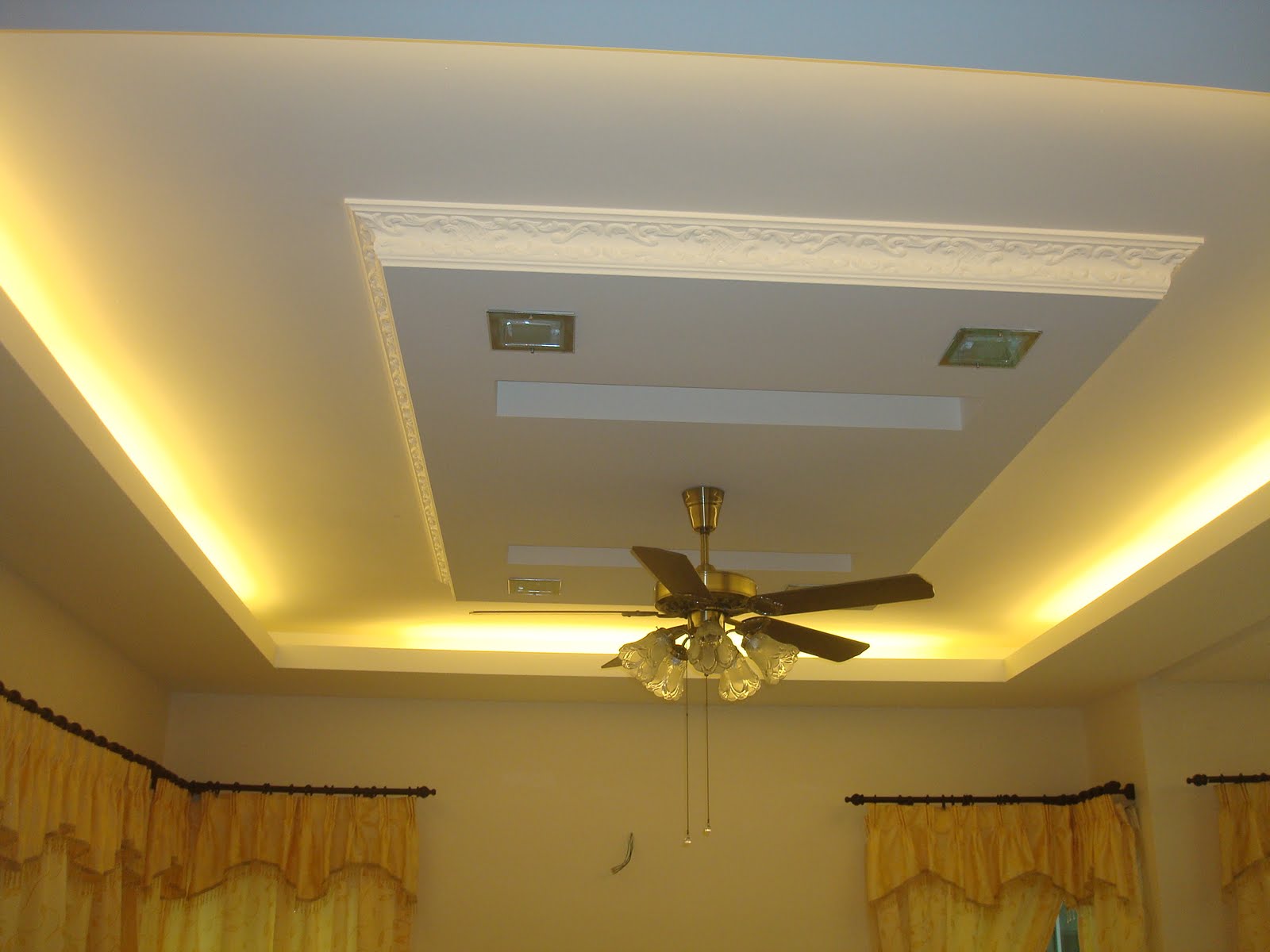 Gypsum Plaster huff Ceiling Desing